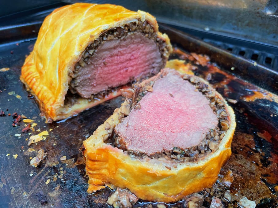 Beef wellington on the griller